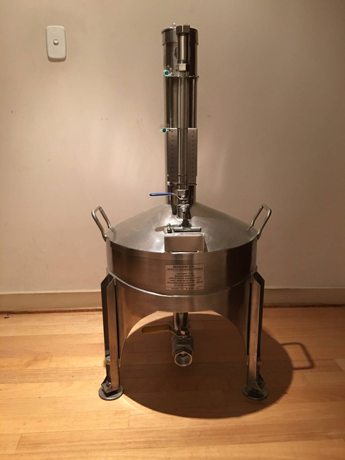 Lonetti prover tank on wheels