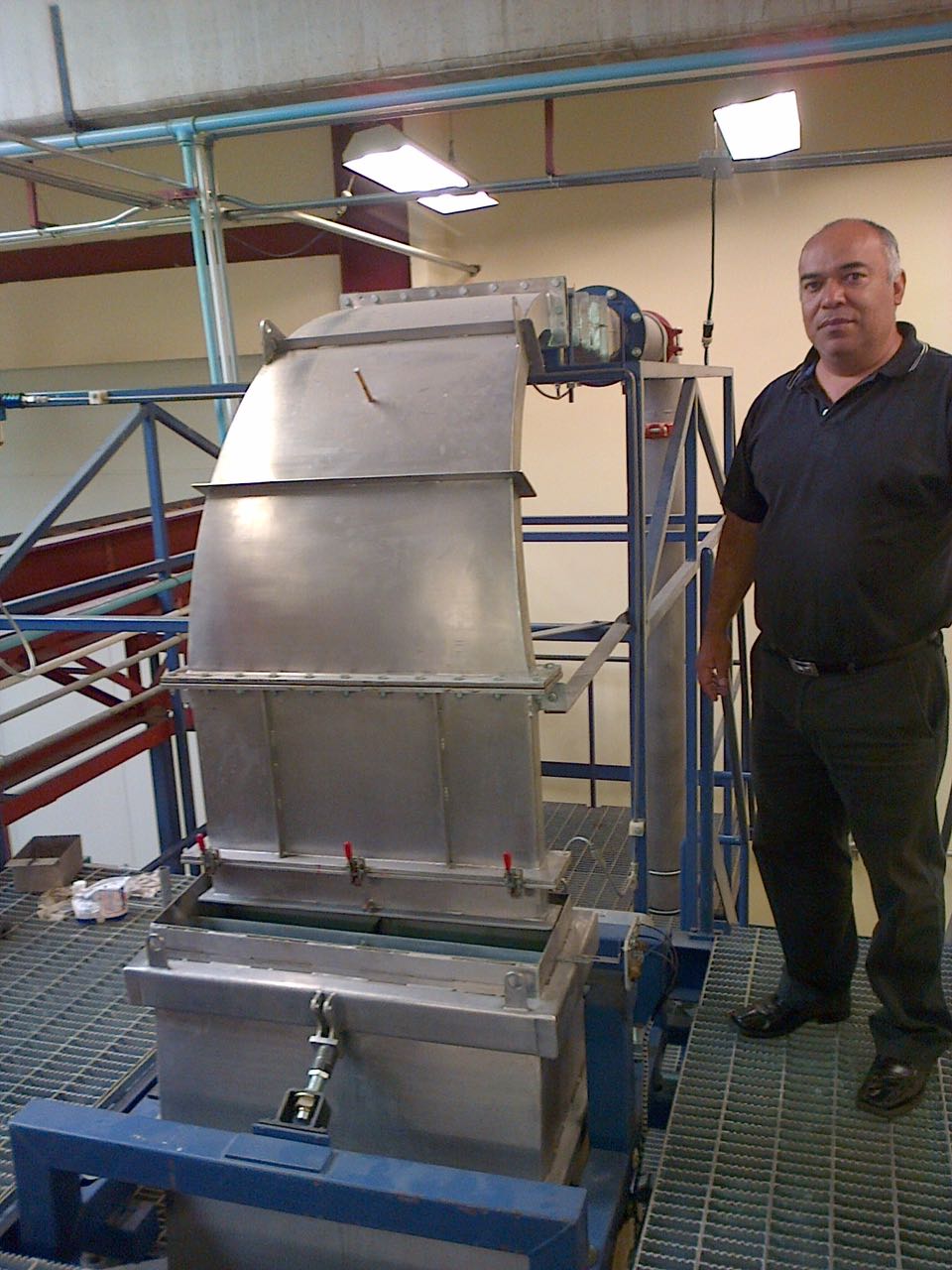 Technician operating bench